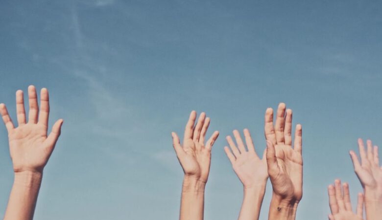 Demokratie und Desinformation – Wie digitale Medien unsere Grundrechte herausfordern